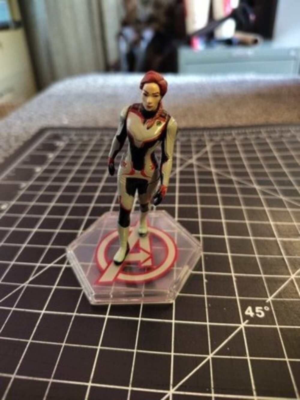 Lot(112)-DC /MARVEL Action Figures You Chose $3 Save w/combo ship